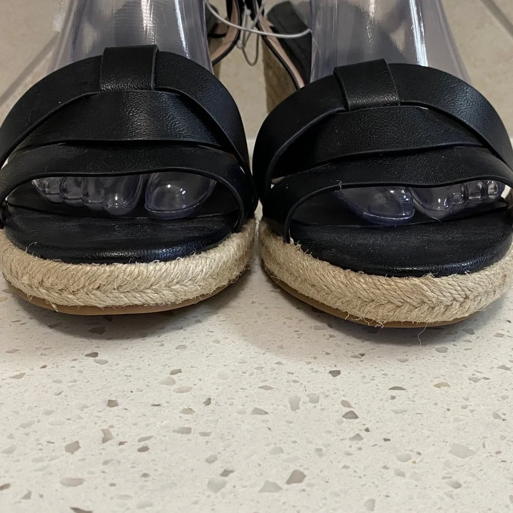 NWT Market & Spruce Black Wedge Sandals